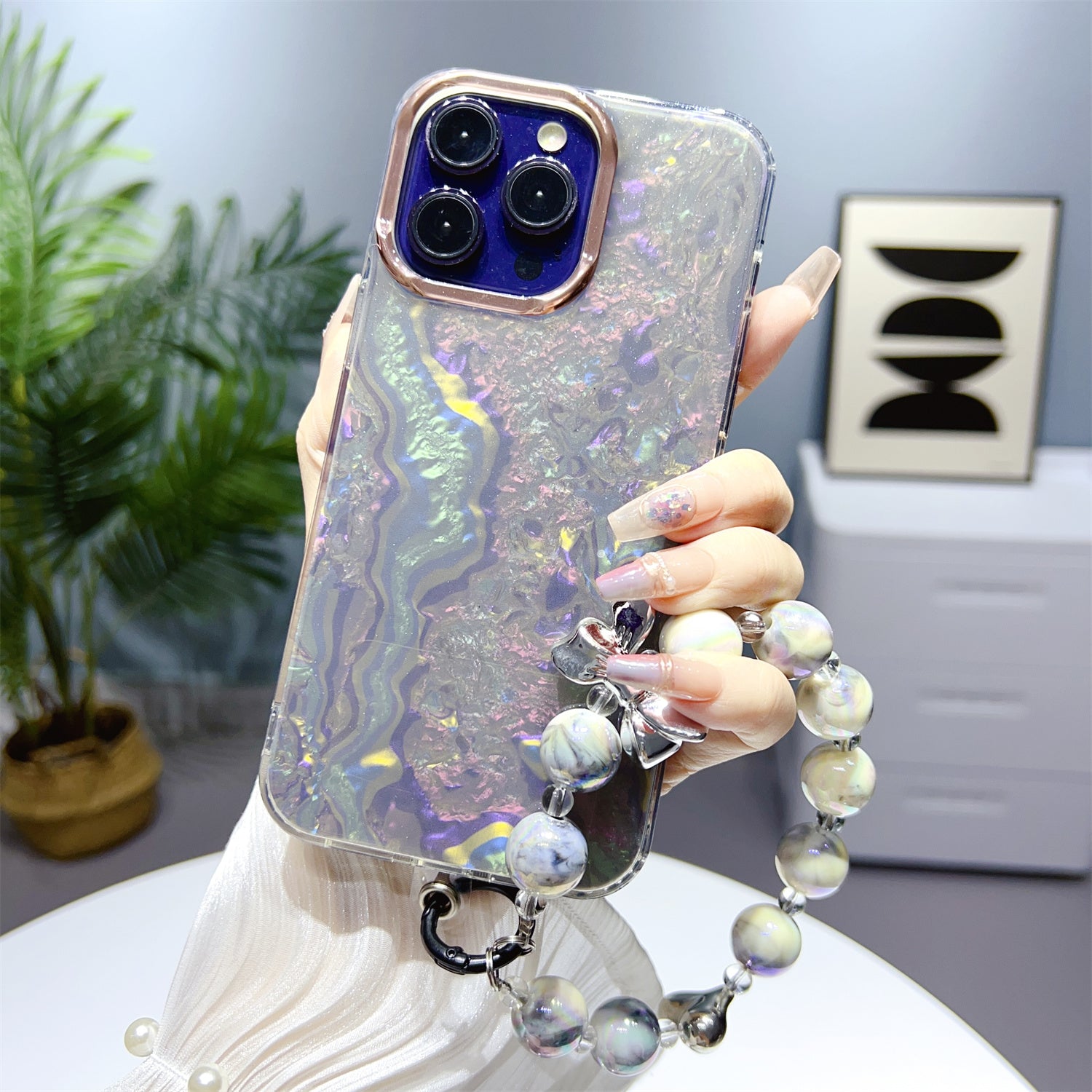 Uniqkart for iPhone 14 Pro Shell Pattern IMD Case TPU+PC Phone Cover with Pearl Hand Chain - White