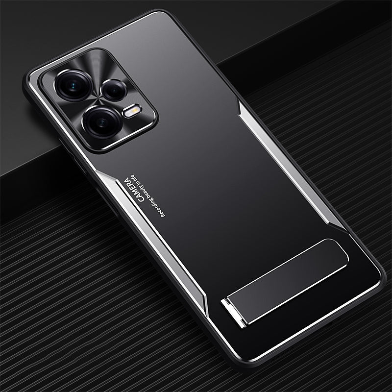 Uniqkart for Xiaomi Redmi Note 12 Pro+ 5G TPU+Aluminium Alloy Kickstand Case Shockproof Phone Cover - Silver