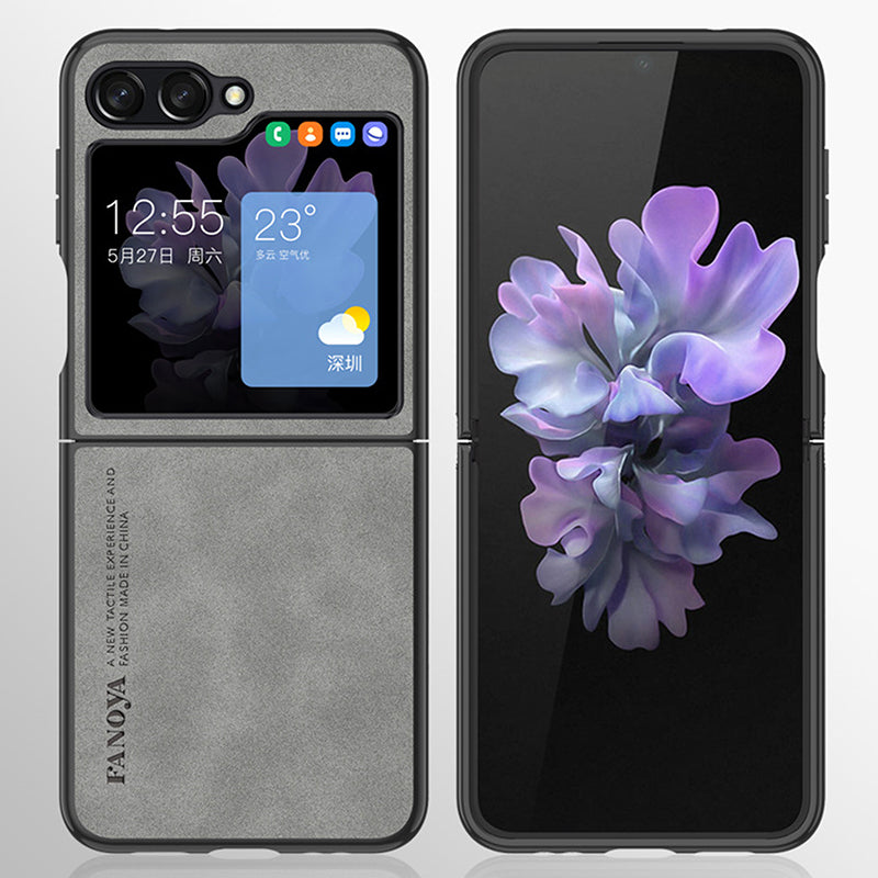 Uniqkart for Samsung Galaxy Z Flip5 5G Skin-Touch Feeling Cell Phone Case Anti-Scratch PU Leather+PC Phone Cover - Grey