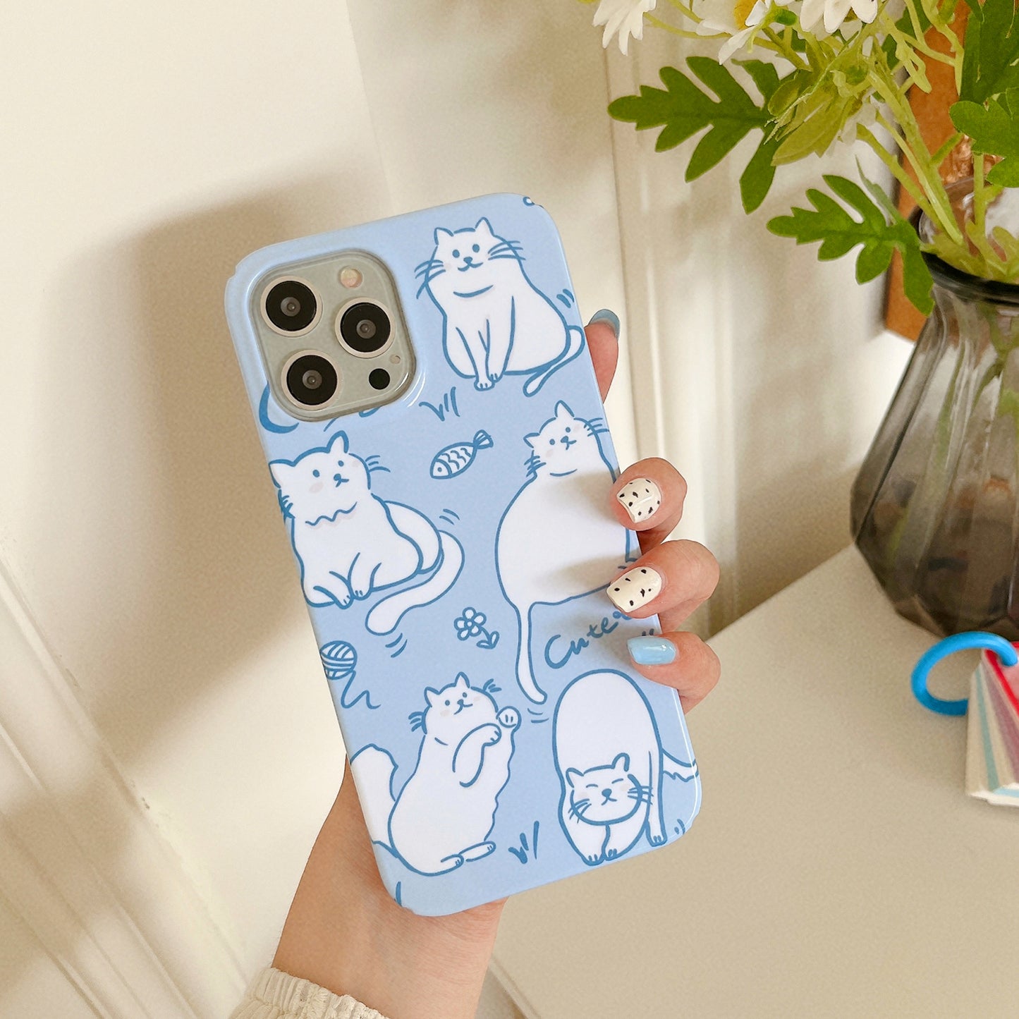 Uniqkart for iPhone 12 Pro Max 6.7 inch Hard PC Phone Case Pattern Printing Protective Glossy Phone Shell - Cute Cats