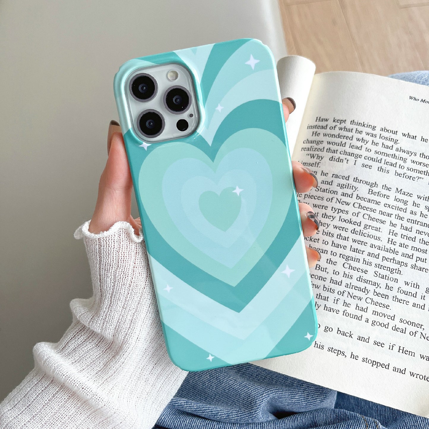 Hard PC Phone Cover for iPhone 12 Pro 6.1 inch Pattern Printing Anti-Drop Glossy Phone Case - Mint Green Heart