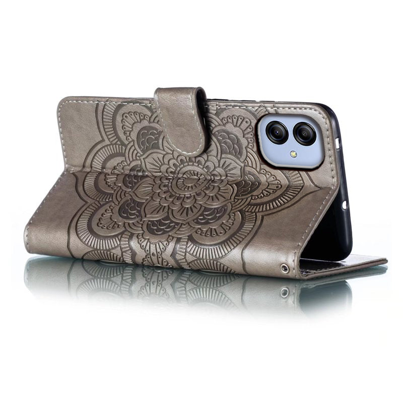 Uniqkart for Samsung Galaxy A04e 4G / M04 4G / F04 4G Stand Phone Case Imprinting Mandala Flower Flip PU Leather Magnetic Protective Cover - Grey