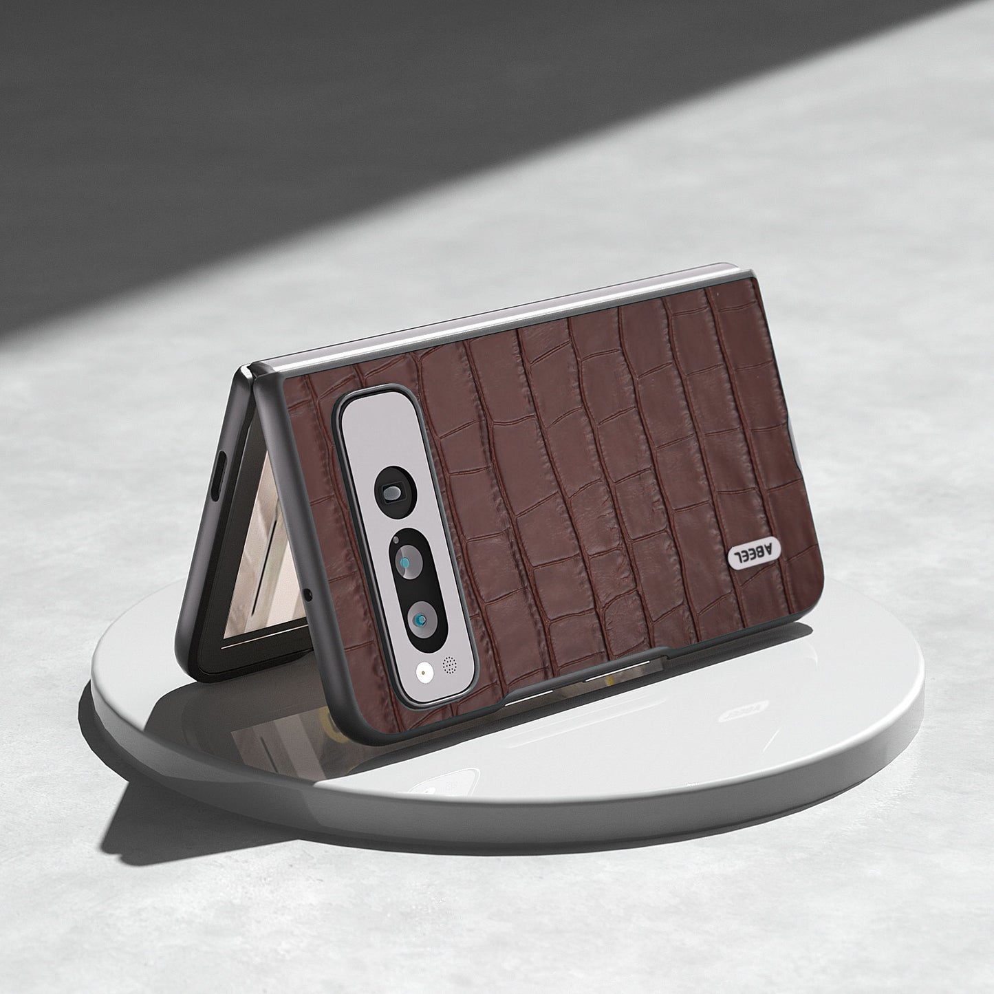 for Google Pixel Fold Genuine Cow Leather+PC Back Cover Crocodile Texture Drop Protection Phone Case - Brown