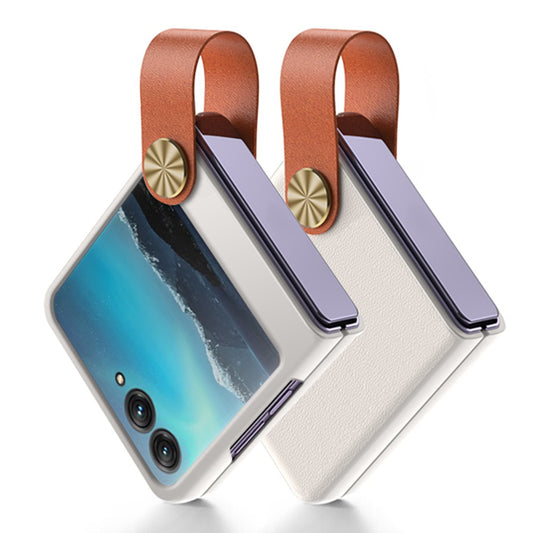 Uniqkart Shockproof Phone Case for Motorola Razr 40 Ultra 5G PU Leather Coated Hard PC Phone Cover with Strap Kickstand - White / Brown