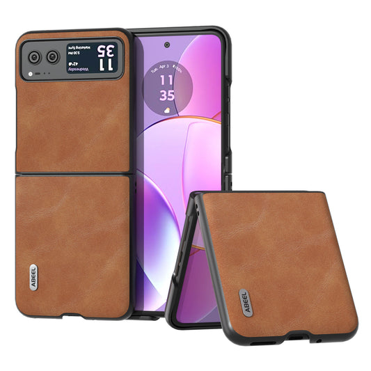 Uniqkart Folding Phone Case for Motorola Razr 40 5G PU Leather Coated PC Cowhide Texture Cover - Brown