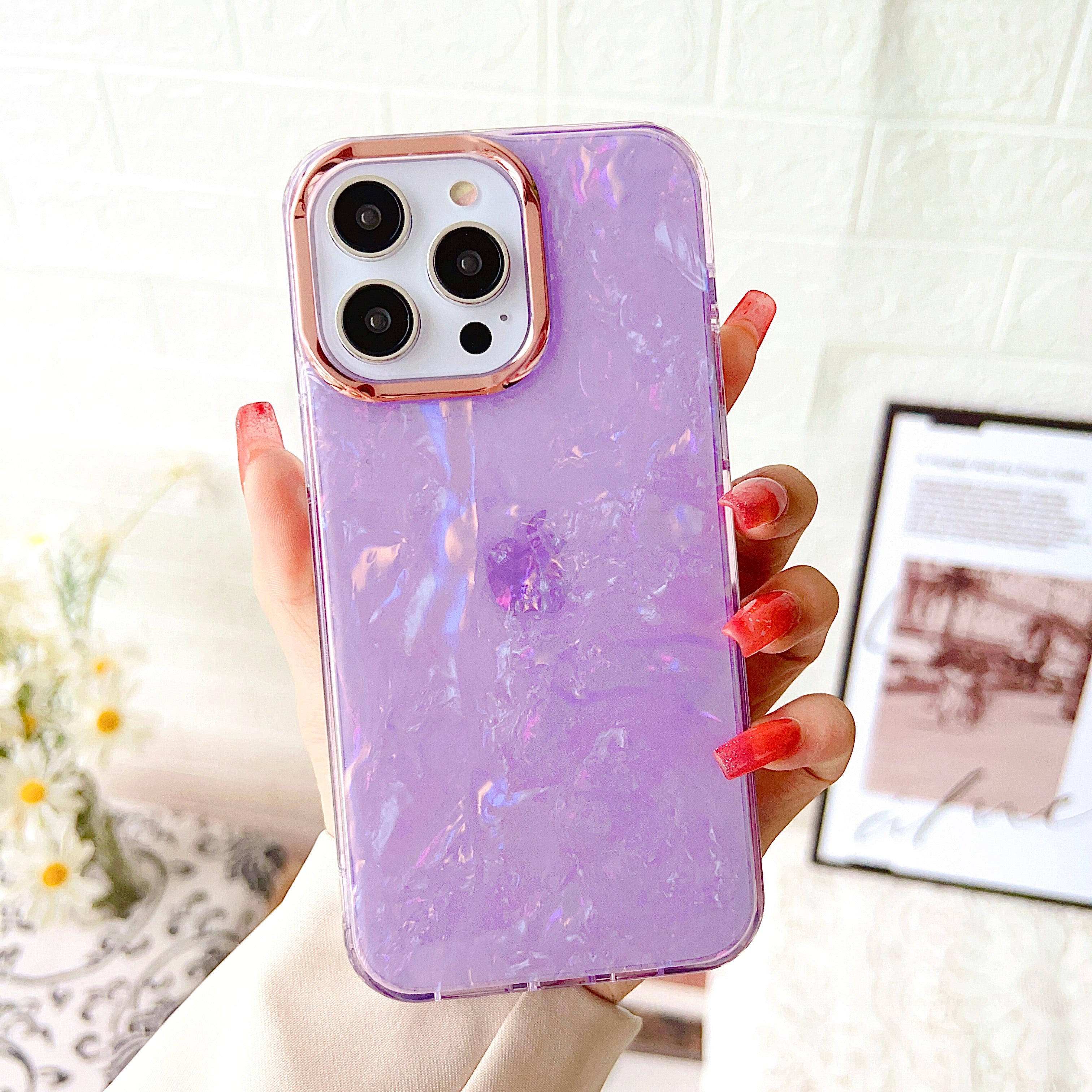 TPU+PC Phone Cover for iPhone 15 Pro Max , IMD Shell Pattern Back Protector Case - Light Purple