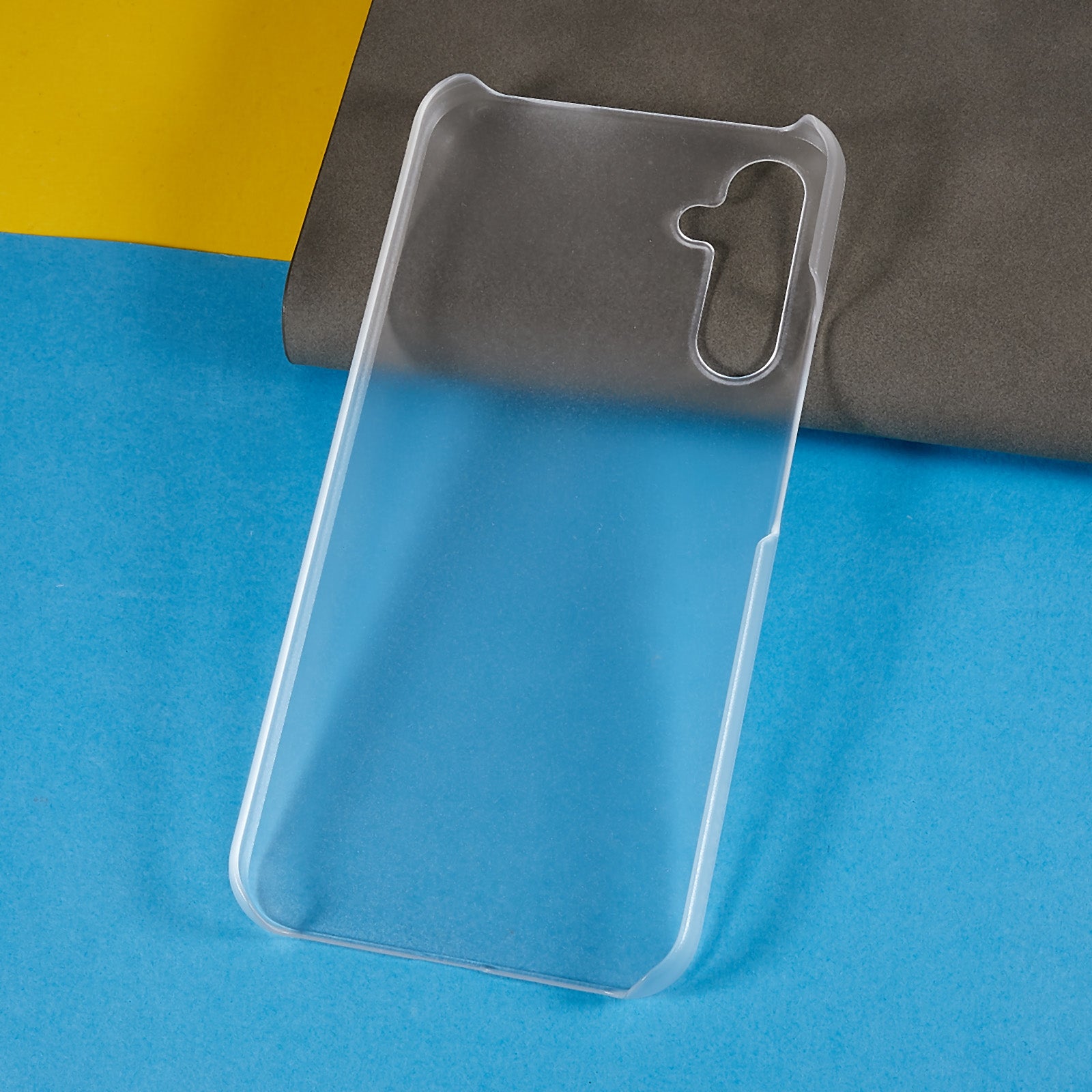 For Samsung Galaxy S24 Slim-Fit Phone Case Rubberized PC Anti-fall Phone Cover - Transparent