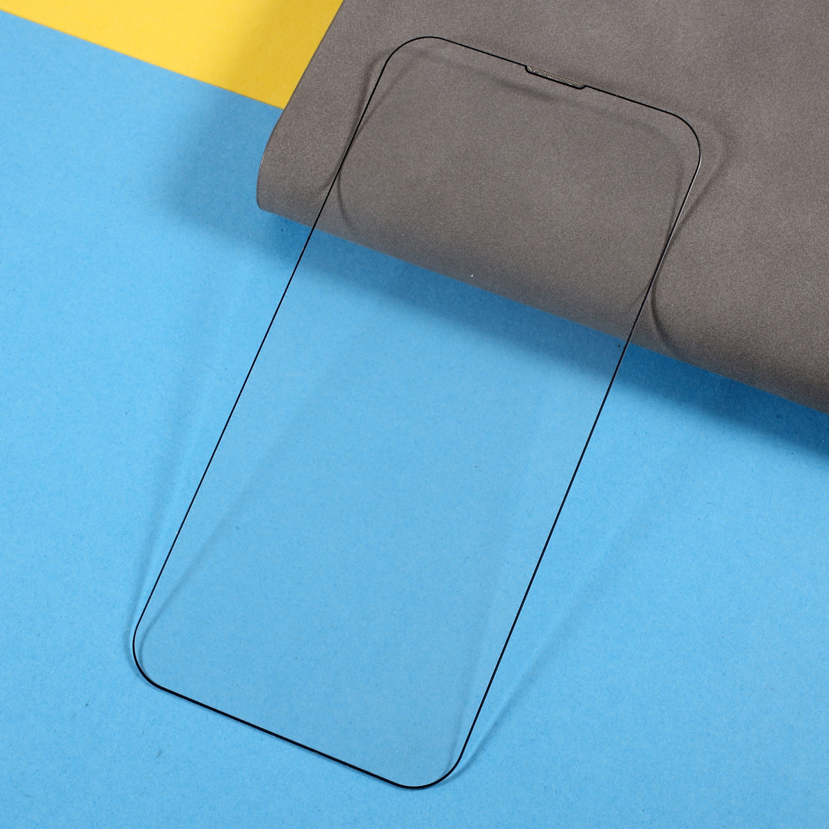 Uniqkart for iPhone 15 Pro Max High Aluminium-silicon Glass Screen Protector Silk Printing Full Cover Film with Dust-proof Net