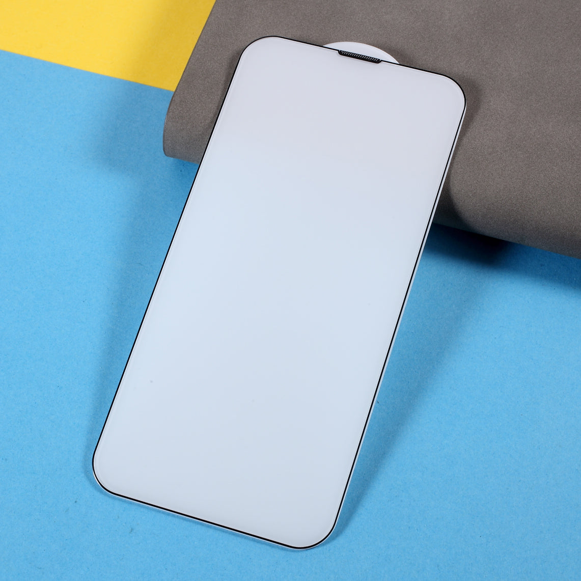 Uniqkart for iPhone 15 Pro Dust-proof Screen Protector Full Cover High Aluminium-silicon Glass Silk Printing Film