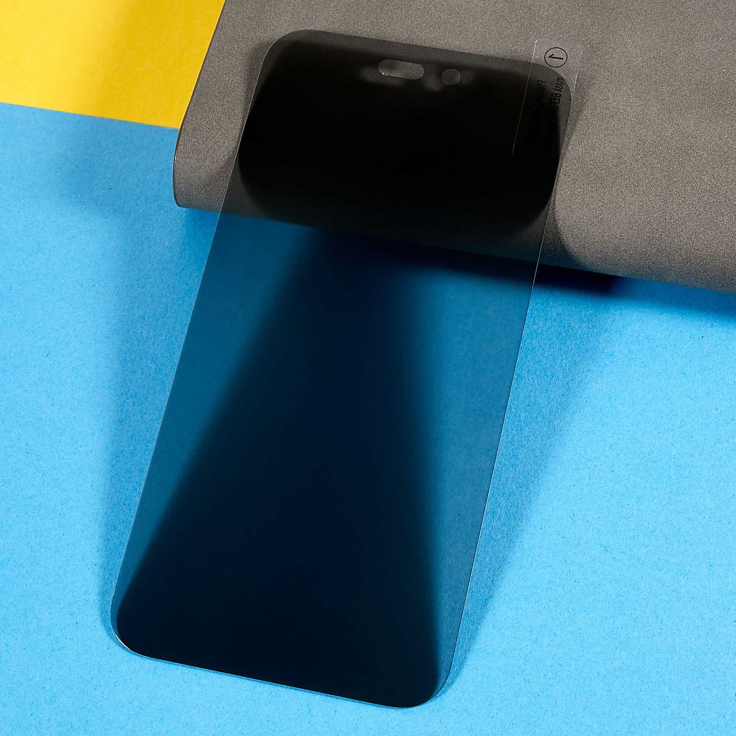 Uniqkart for iPhone 15 Pro Max Anti-scratch Full Screen Protector Anti-Peep Tempered Glass Film