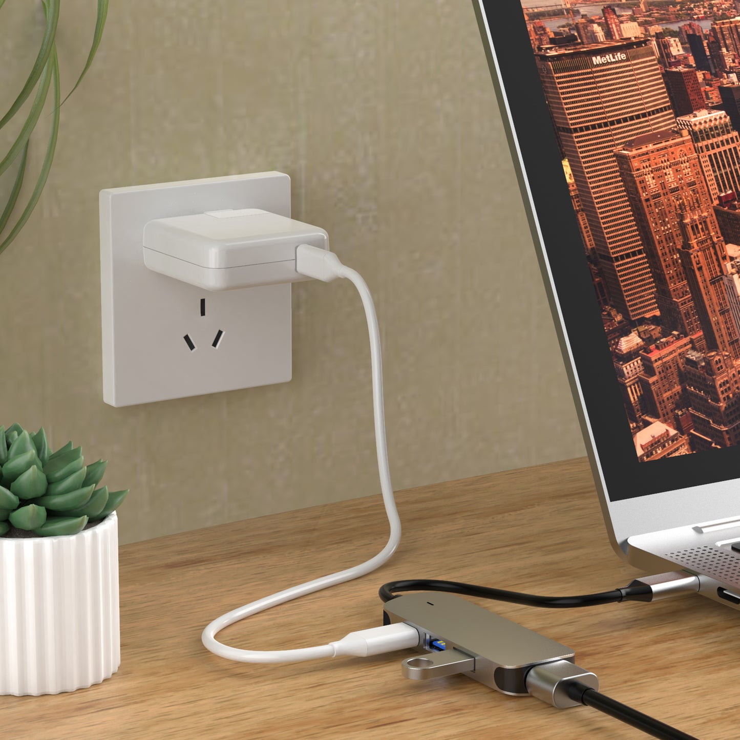 BX4H-PD Type-C Docking Station 4 in 1 USB Hub Adapter Type-C to USB3.0 + USB2.0 + HD + Type-C Converter Support 4Kx2K/30Hz PD Fast Charging for Laptops