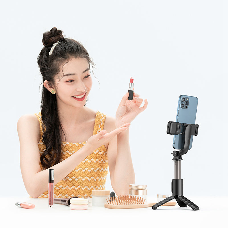 MCDODO MDD SS-1781 Aluminum Alloy Extendable Rod Selfie Stick Bluetooth Remote Control Tripod with Single Fill Light - Black
