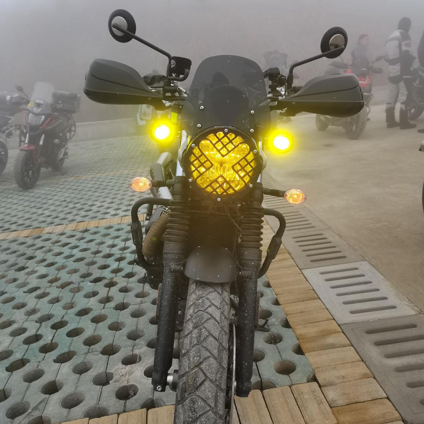 20cm Motorbike Headlamp Mask Motorcycle Headlight Covers Mesh Grill Yellow