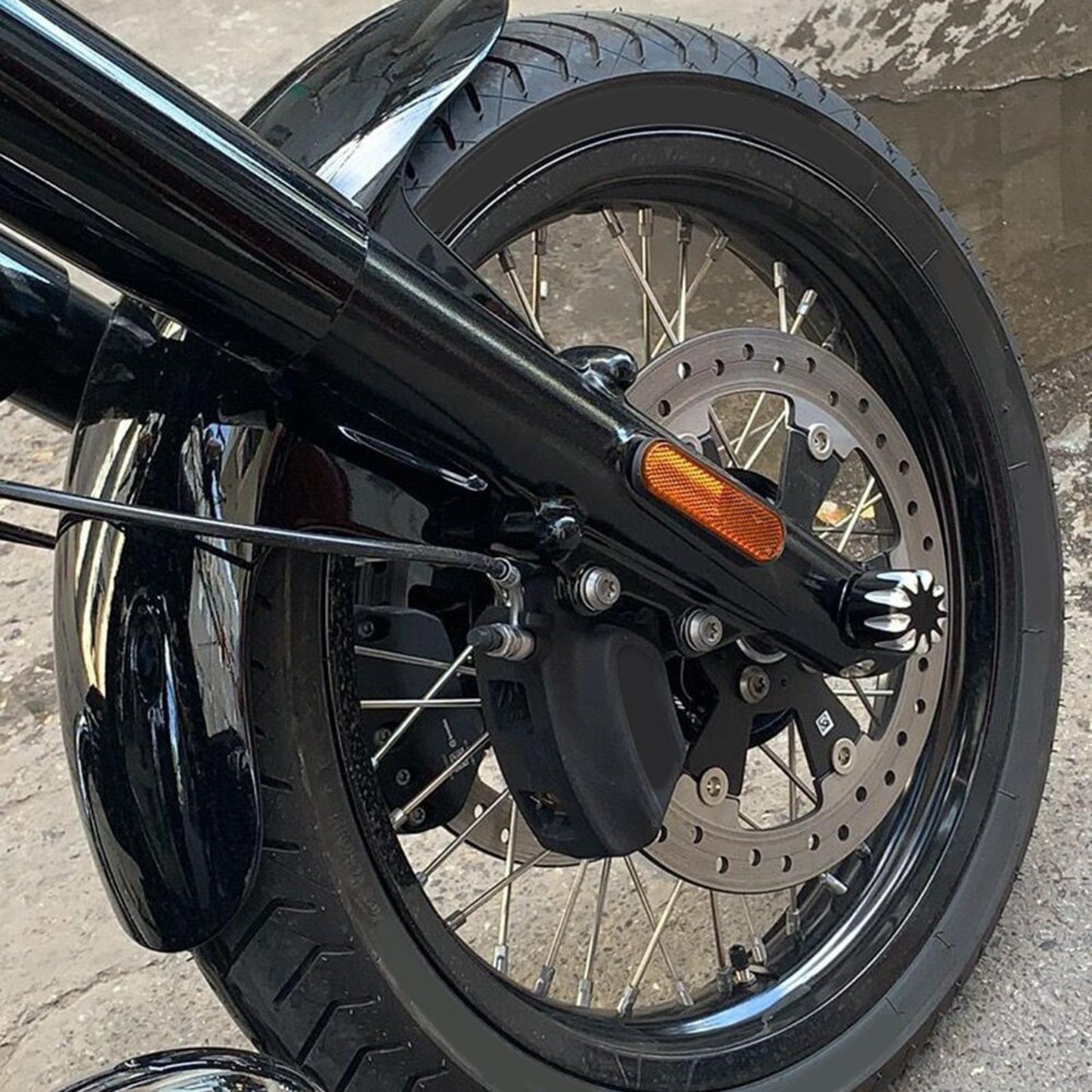 2 Pcs Motorcycle Front Axle Nut Cover lid Bolt For BMW R18  B Black