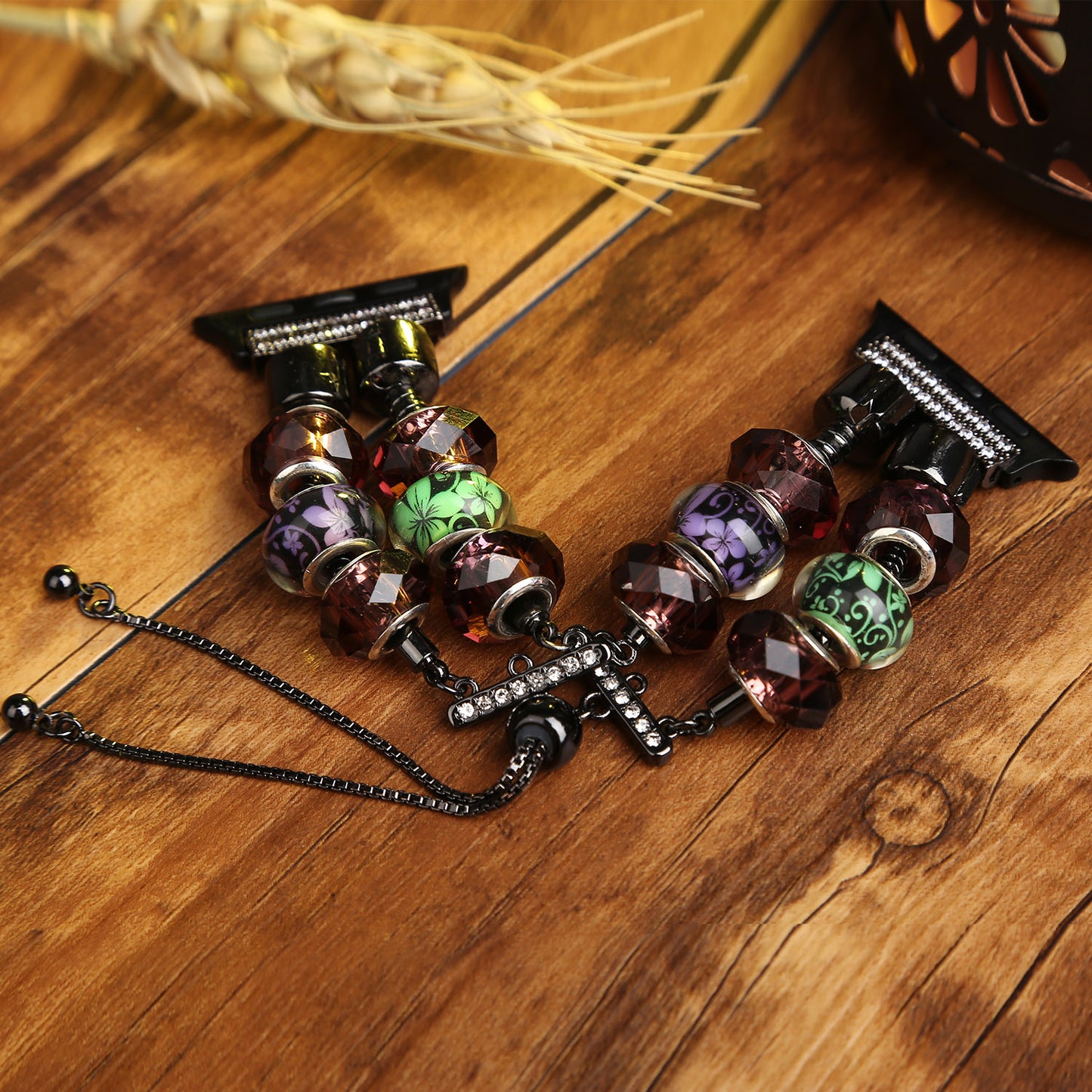 Stylish Style Metal+Wooden Beads Bracelet Smart Watch Band Replacement Watch Strap for Apple Watch Ultra 49mm / Series 8 45mm / 7 45mm / 6 / 5 / 4 / SE 44mm / SE (2022) 44mm / 3 / 2 / 1 42mm - Green / Purple Fower