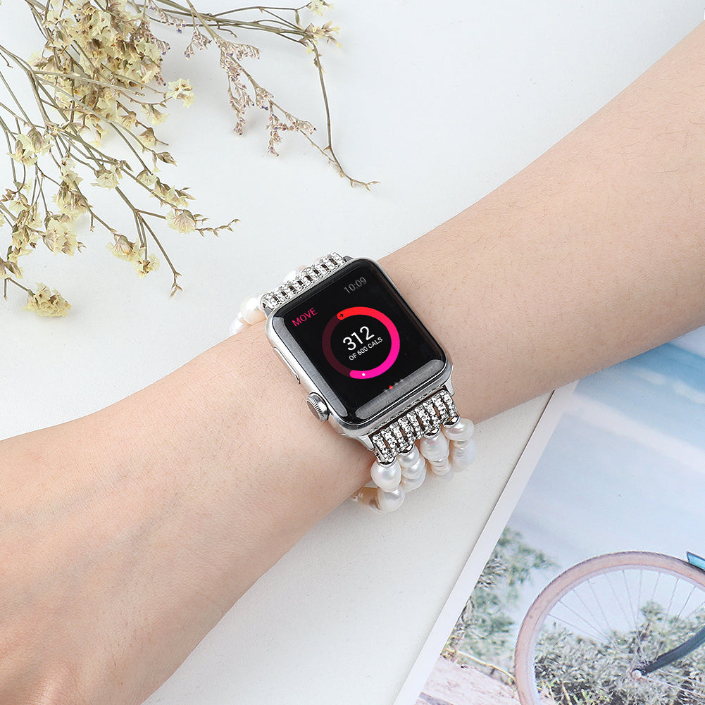 Crystal Pearls Bracelet Exquisite Stylish Watch Band for Apple Watch Series 8 41mm / Series 7 41mm / SE / SE(2022) / Series 6 / 5 / 4 40mm / Series 3 / 2 / 1 38mm - Pearl White