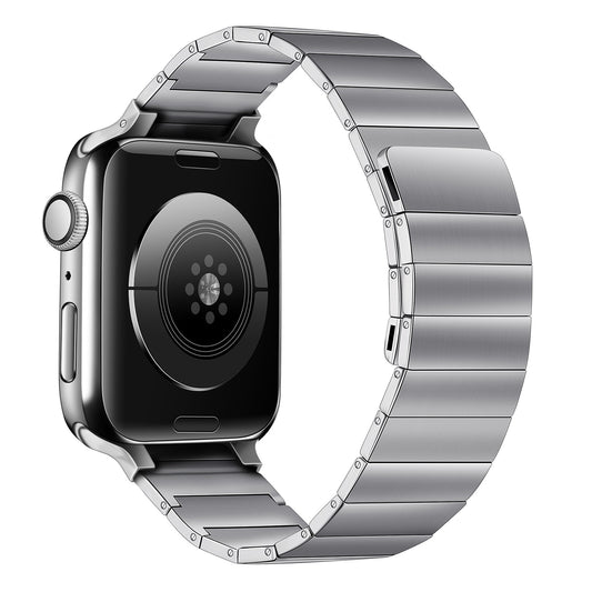 for Apple Watch Series 8 41mm / Series 7 41mm / Series 6 / 5 / 4 / SE / SE(2022) 40mm / Series 1 / 2 / 3 38mm, Quick Release Watch Band Magnetic Stainless Steel Replacement Watch Strap - Silver