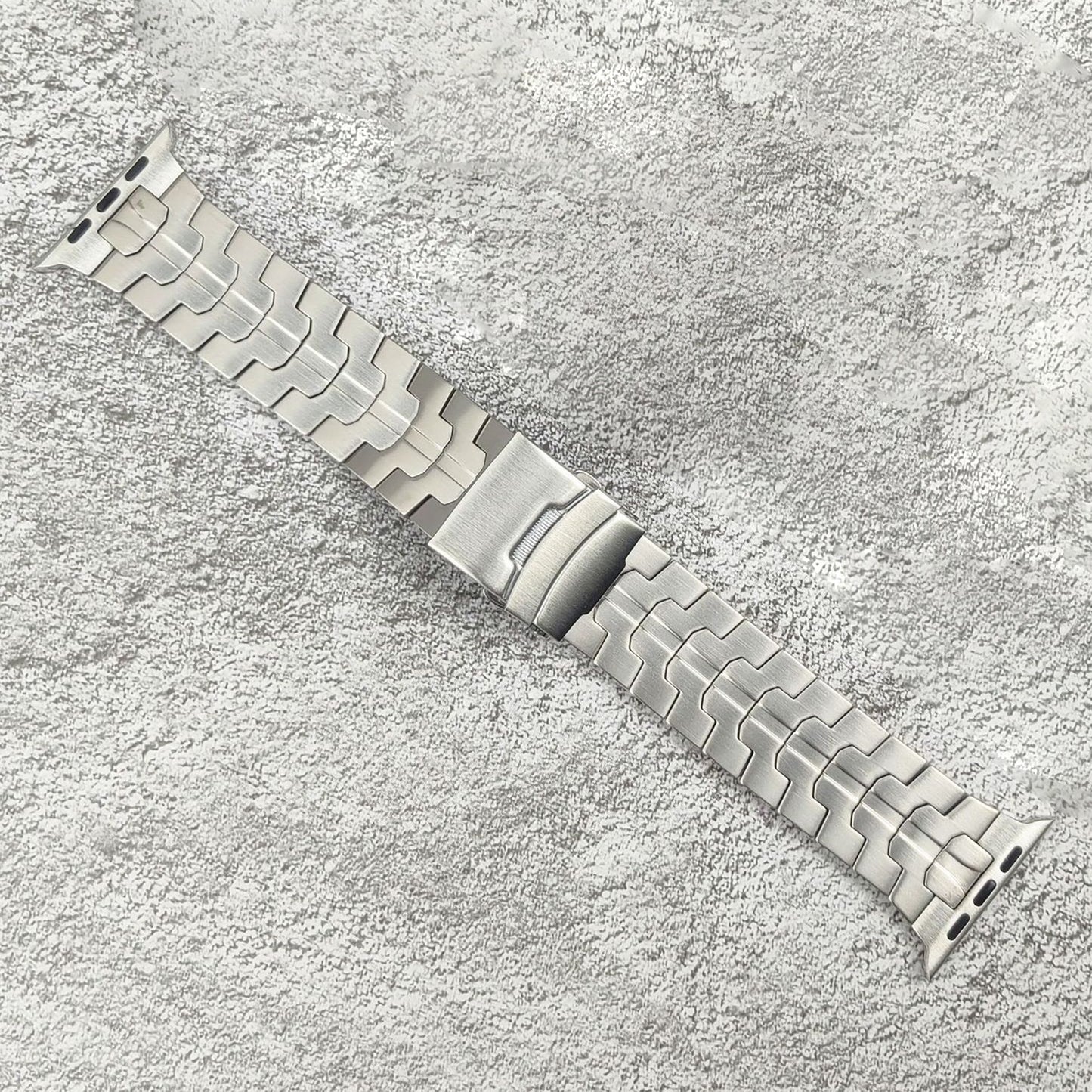 Watch Band for Apple Watch Ultra 49mm / Series 8 / 7 45mm / Series 6 / 5 / 4 / SE (2022) / SE 44mm / Series 3 / 2 / 1 42mm Titanium Steel Metal Watch Strap - Silver