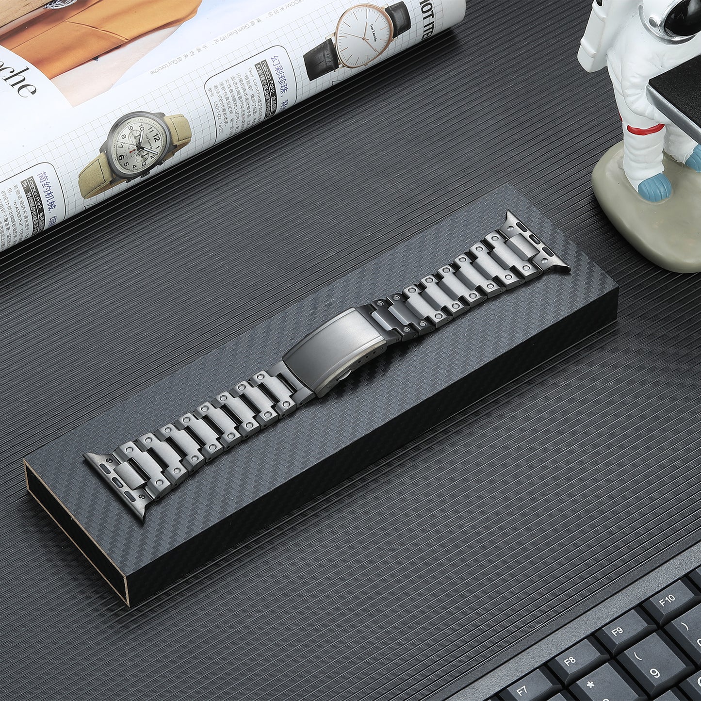 For Apple Watch Series 8 / 7 41mm / 6 / 5 / 4 / SE / SE (2022) 40mm / 3 / 2 / 1 38mm Replacement Wrist Band Titanium Steel Watch Strap - Grey