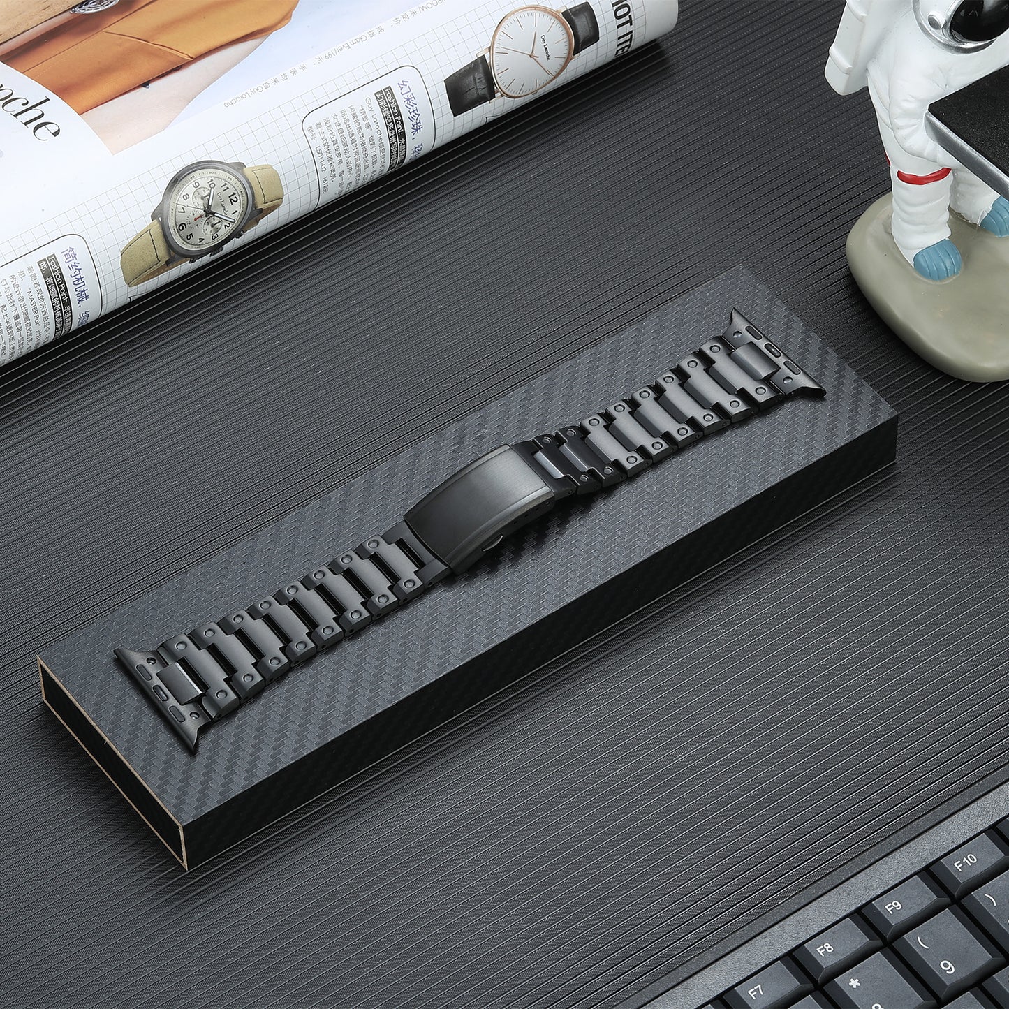 For Apple Watch Series 8 / 7 41mm / 6 / 5 / 4 / SE / SE (2022) 40mm / 3 / 2 / 1 38mm Replacement Wrist Band Titanium Steel Watch Strap - Black