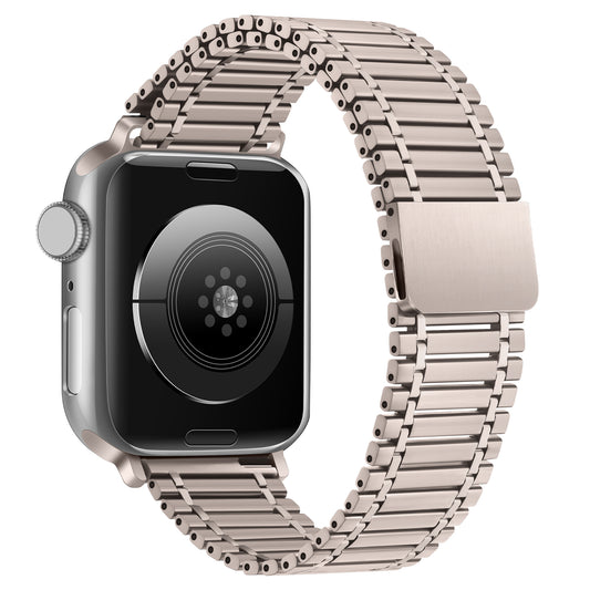for Apple Watch Ultra 49mm / Series 8 / 7 45mm / Series 6 / 5 / 4 / SE (2022) / SE 44mm / Series 3 / 2 / 1 42mm Stainless Steel Magnetic Watch Strap - Starlight