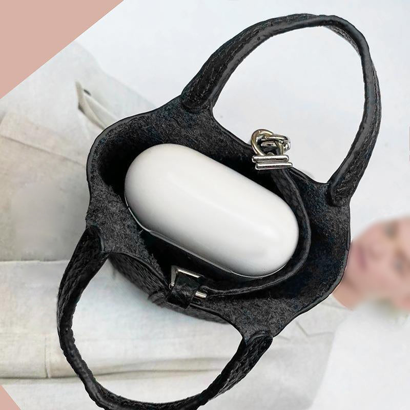 for Apple AirPods 3 / Pro / Pro 2 / AirPods with Charging Case (2016) / (2019) / AirPods with Wireless Charging Case (2019) Shockproof Cover Cowhide Leather Protective Case with Strap - White