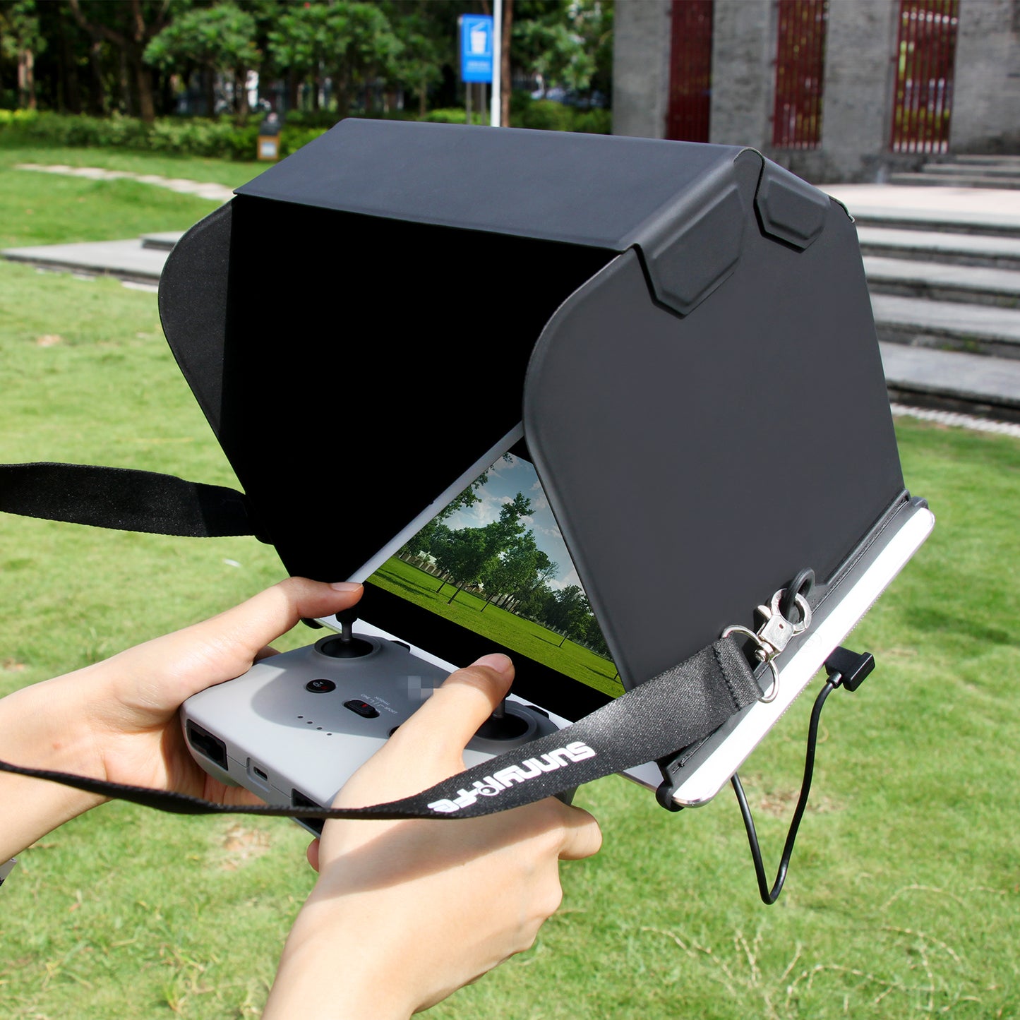 SUNNYLIFE ZG71 9.7-inch Tablet Foldable Sunshade Magnetic PU Leather Remote Controller Sun Hood Drone Accessory
