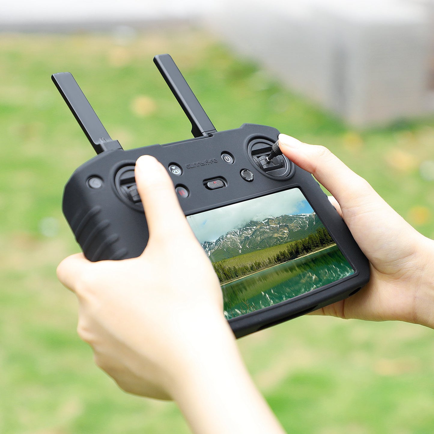 SUNNYLIFE M3-BHT378 For DJI RC Pro Drone Remote Controller Protective Silicone Case Cover Sleeve