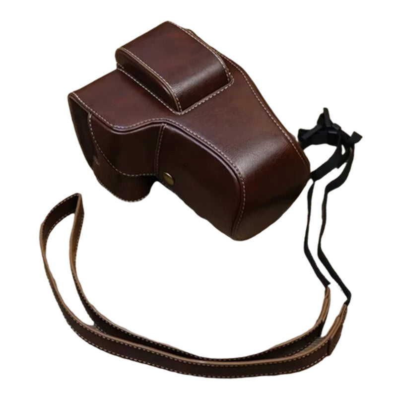 Camera Bag for Canon EOS 200D / 250D(200D II), Retro PU Leather Digital Camera Anti-scratch Protective Cover with Shoulder Strap - Coffee