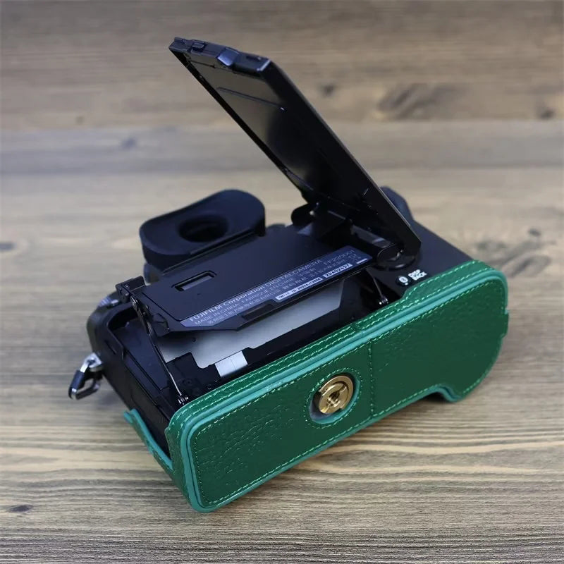 Uniqkart for Fujifilm X-T5 Genuine Leather Camera Case Battery Opening Design Protective Cover - Green
