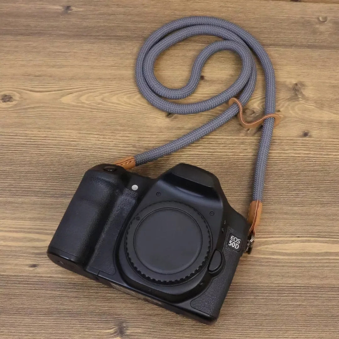 Uniqkart for Sony / Fujifilm / Canon Camera Shoulder Strap Quick Release Comfortable Digital Camera Sling Strap Neck-mounted Strap - Khaki