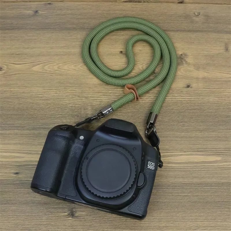 Uniqkart for Sony / Fujifilm / Canon / Panasonic Camera Shoulder Strap Quick Release Slim Sling Strap Neck-mounted Strap - Blackish Green