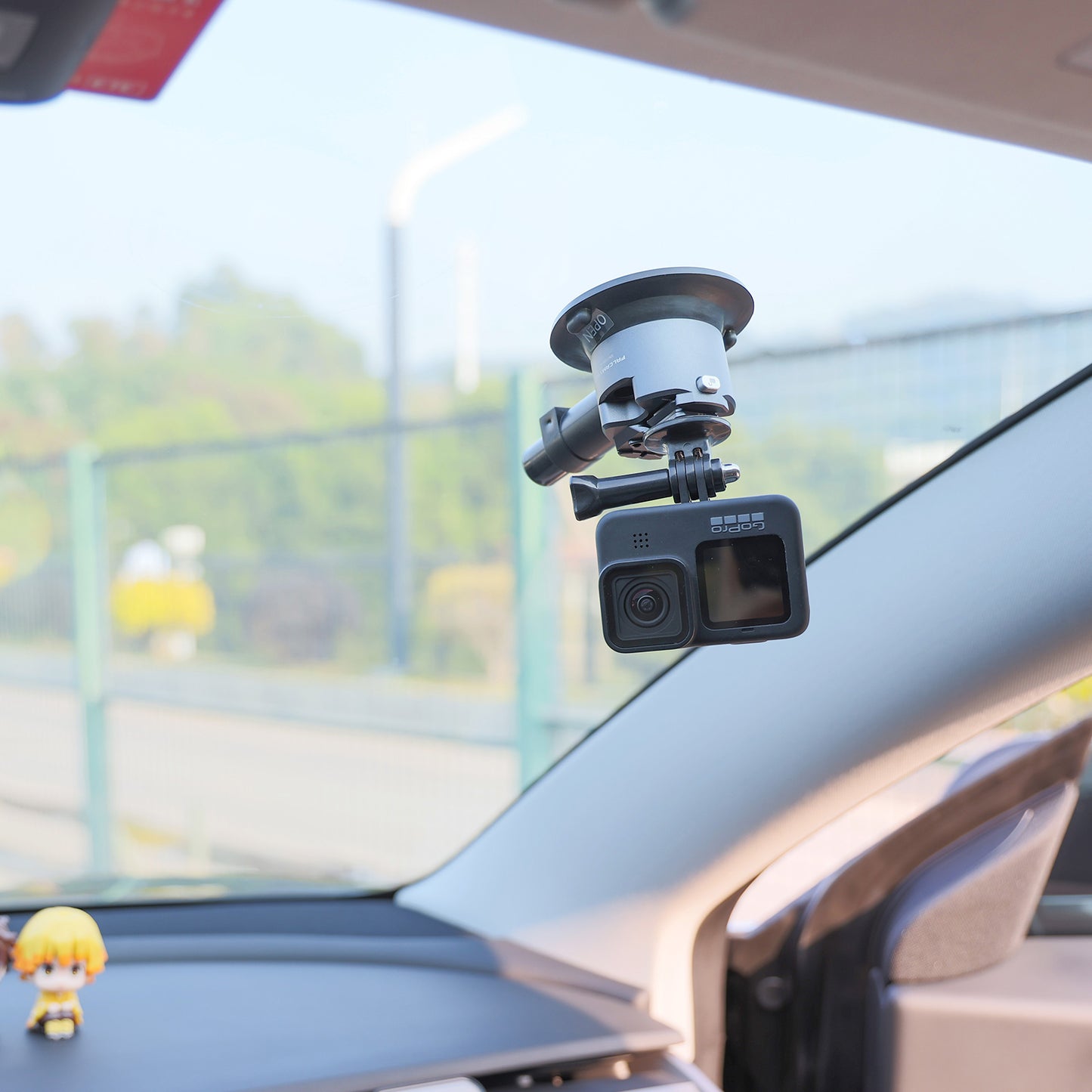 ULANZI FALCAM F22 3 inch Quick Release Suction Cup Mount Compatible with Action Camera Boats Vehicle Windshield &amp; Window Camera Holder