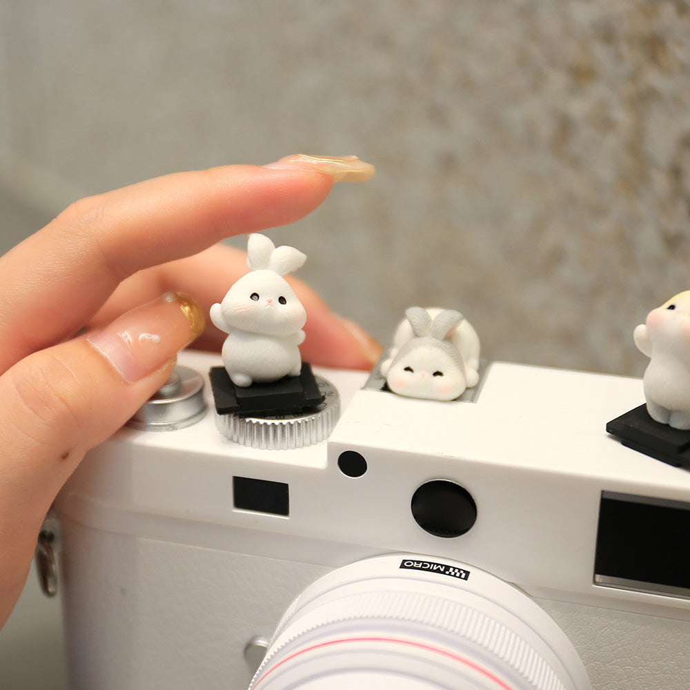 Resin+PVC Cute Cartoon Hot Shoe Protection Cover SLR Camera Dustproof Hot Shoe Cap - Grey Ears Rabbit