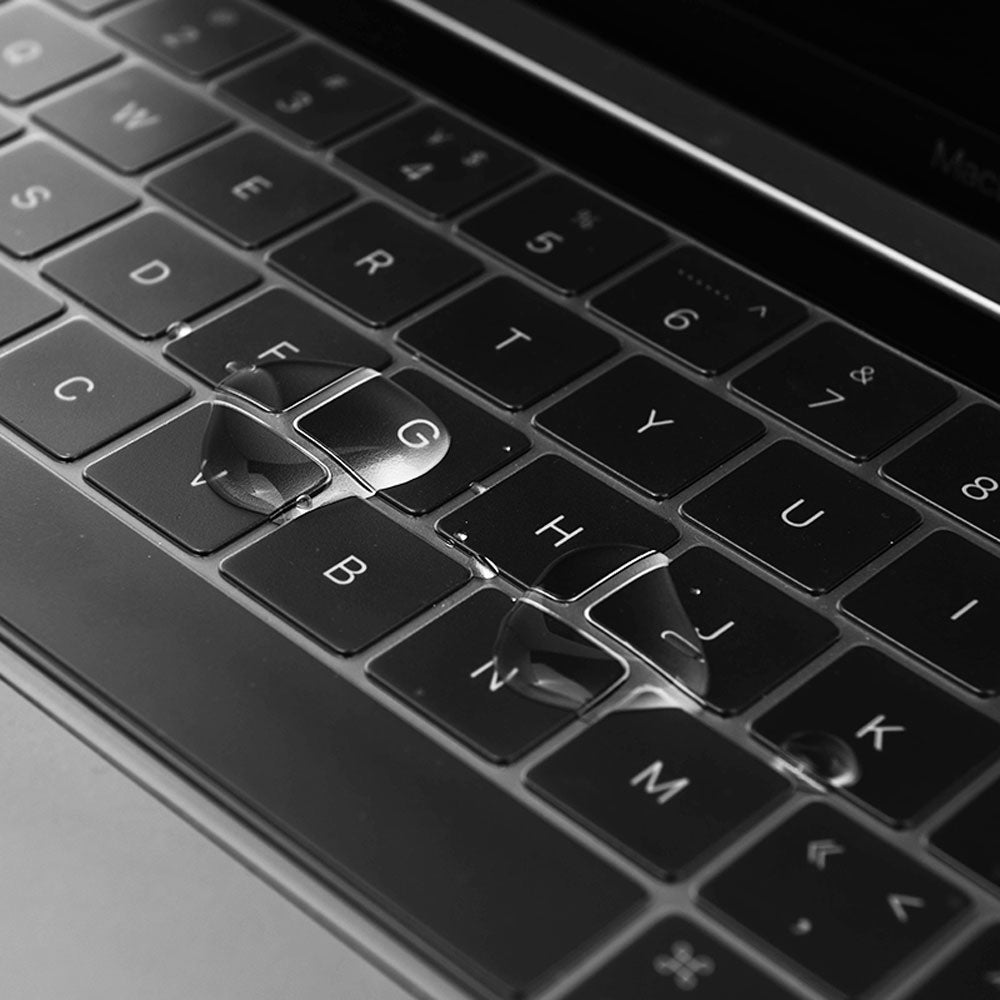 Uniqkart Ultra Thin Clear Dustproof Waterproof Keyboard Skin Protector Cover for MacBook Pro 14inch 2021