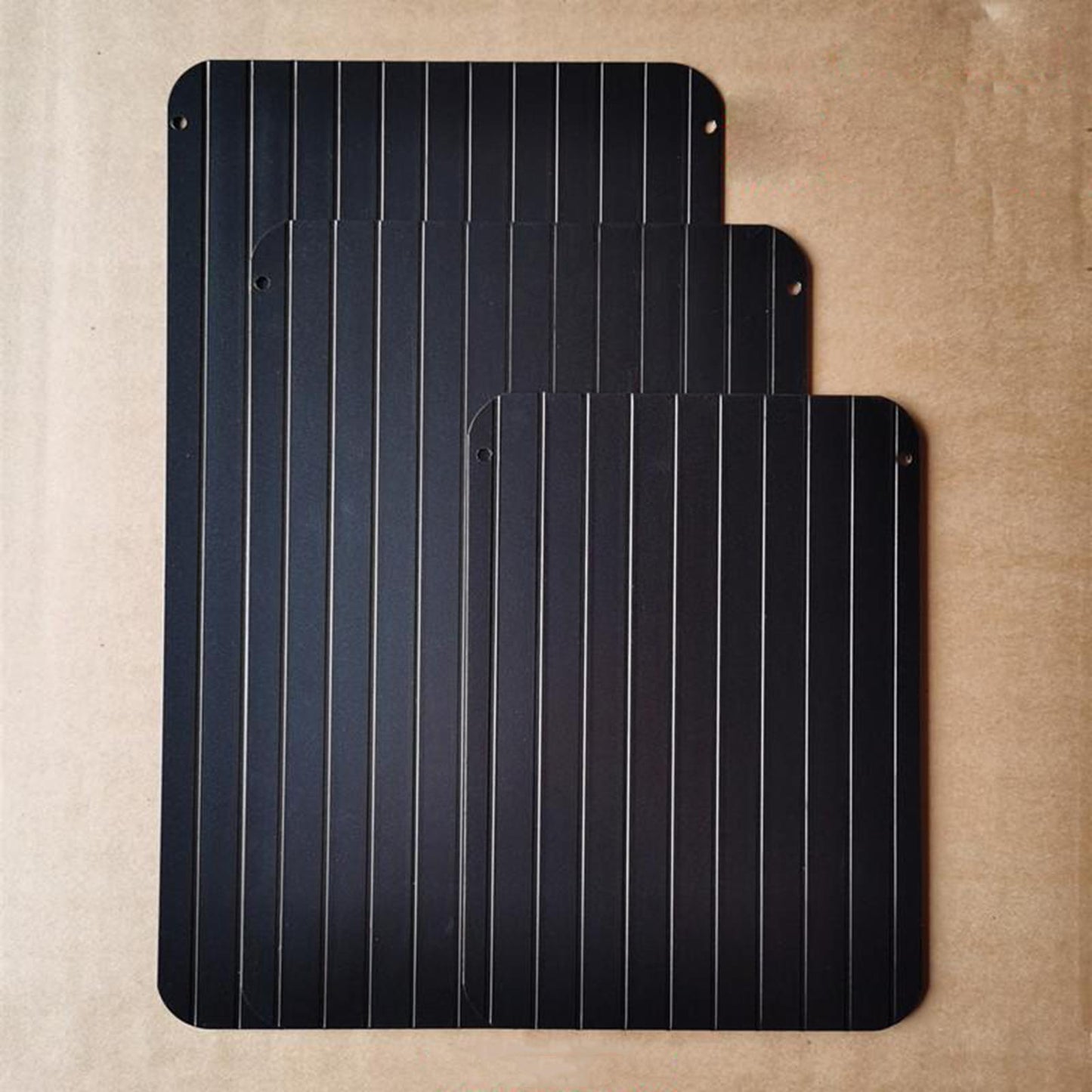 Aluminum Fast Defrosting Tray Thawing Plate Family Quick Thawing Frozen Meat 29.5x20.8x0.3cm