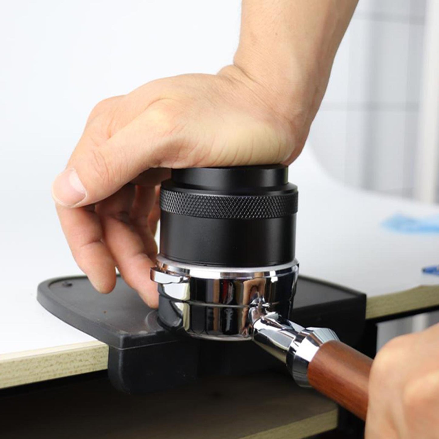51mm/58mm Coffee Distributor Coffee Dispenser Powder Hammer Stainless Steel Black 58mm