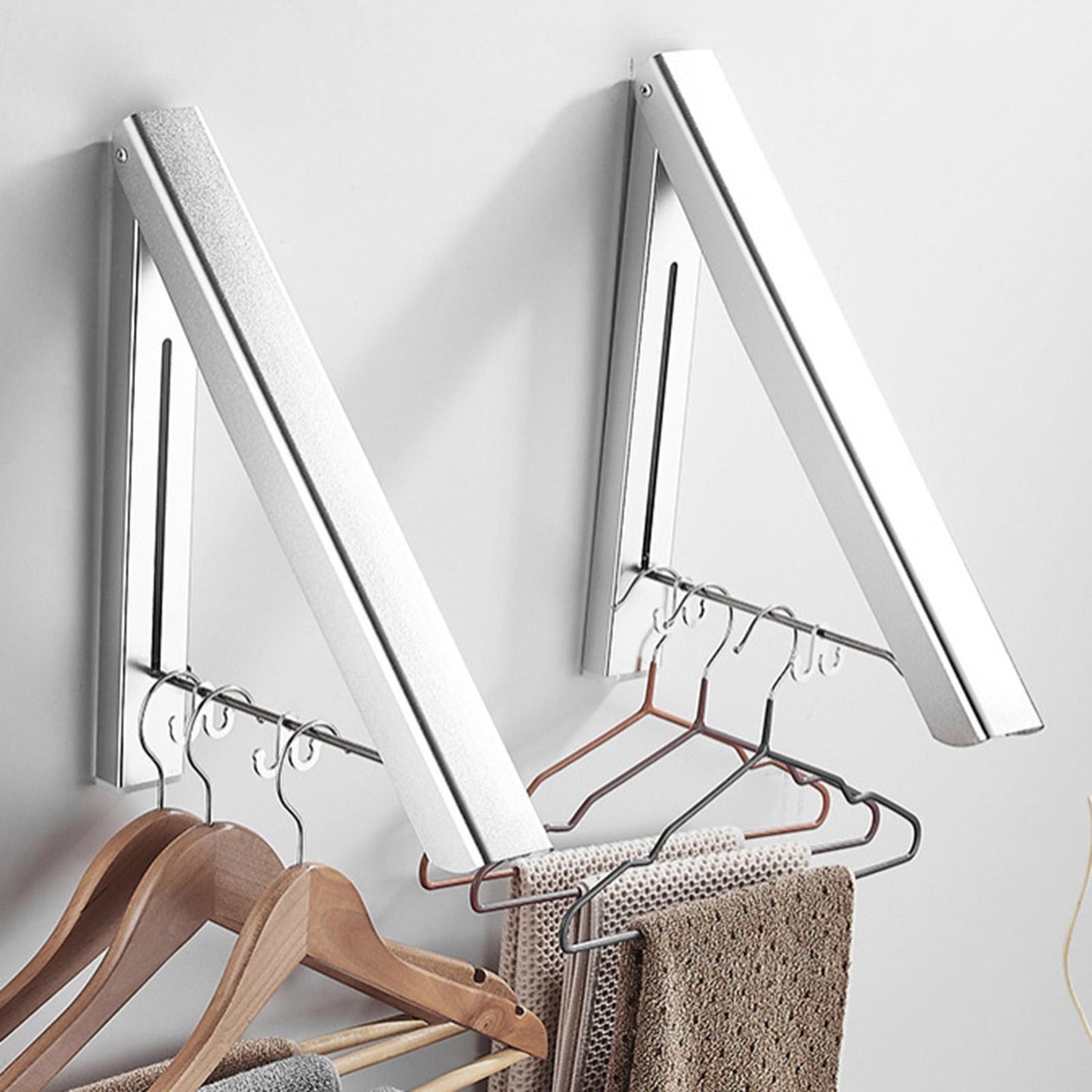 Aluminum Folding Clothes Hanger Wall Mounted Retractable Clothes Rack Silver