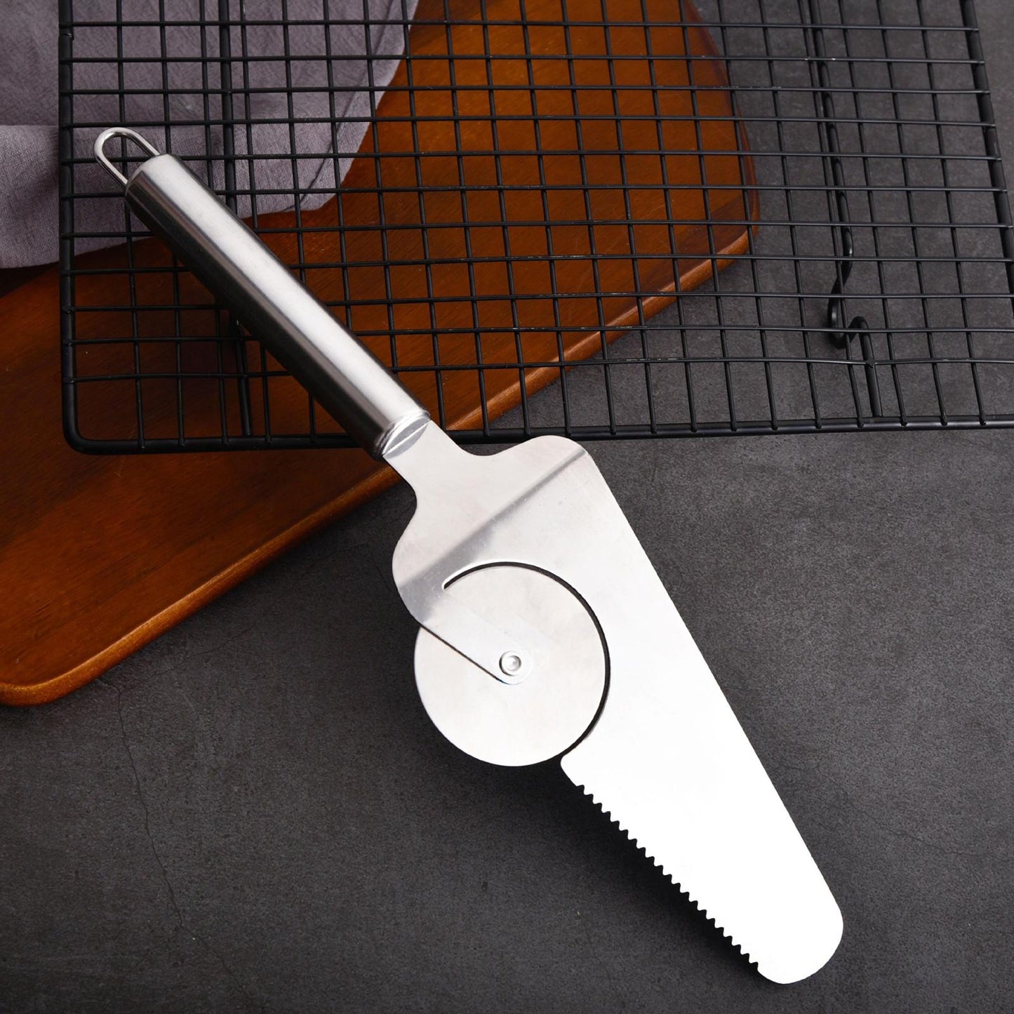 Pizza Wheel &Cutter Easy to Clean Super Sharp for Pizza Dough Pizza Lovers 2 in 1 single wheel