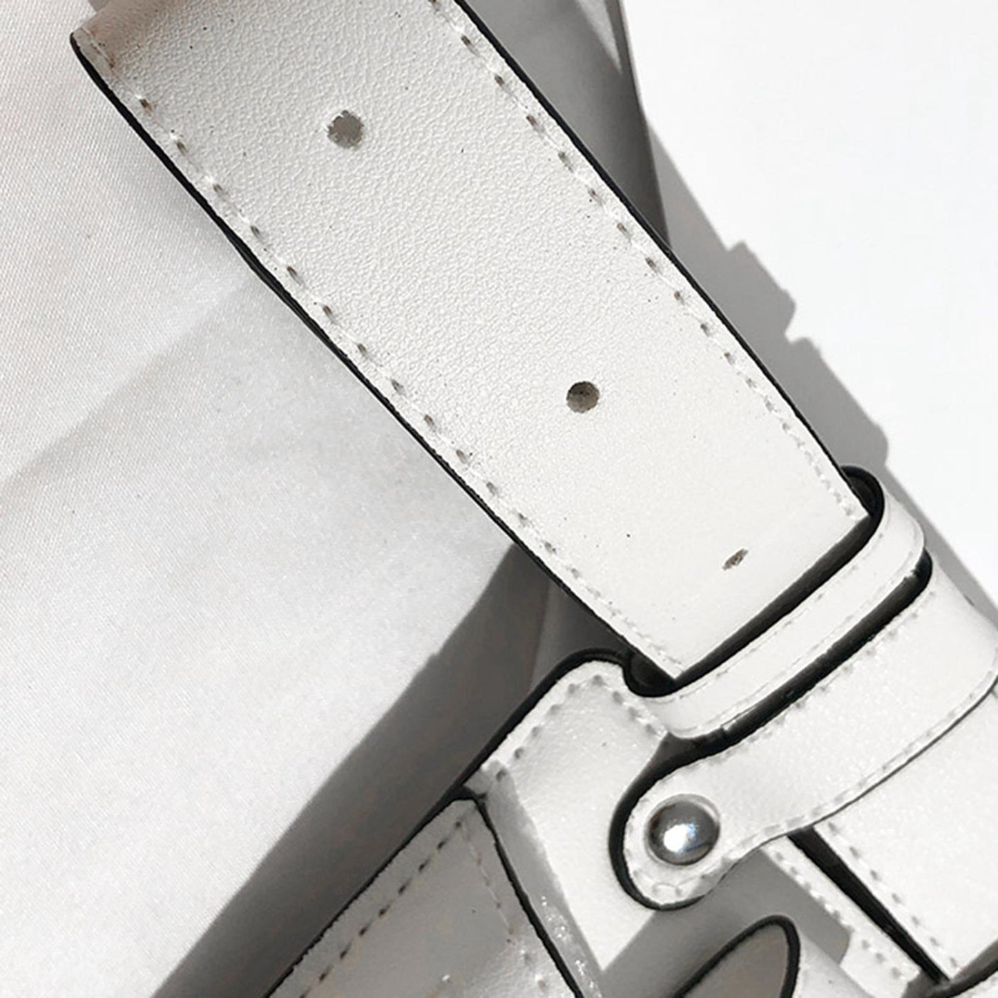 Waist Bag Crossbody Phone Pouch Fanny Pack Purse Designer Hip Pocket White