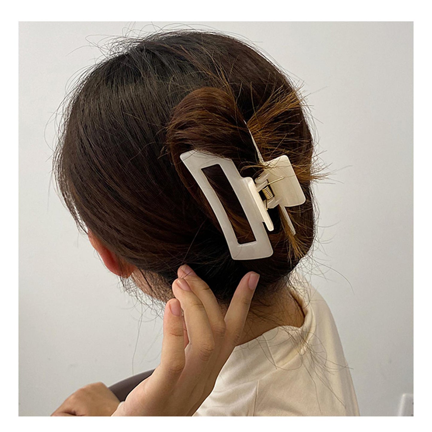 Women Hair Claw Clip Clamp Thick Hair Butterfly Ponytail Holder Beige