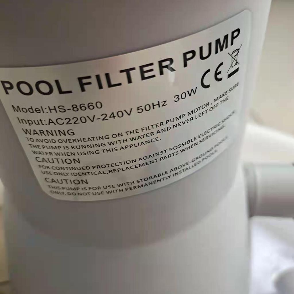 600 Gallons Swimming Pool Cartridge Filter Pump Kit with Accessories -EU