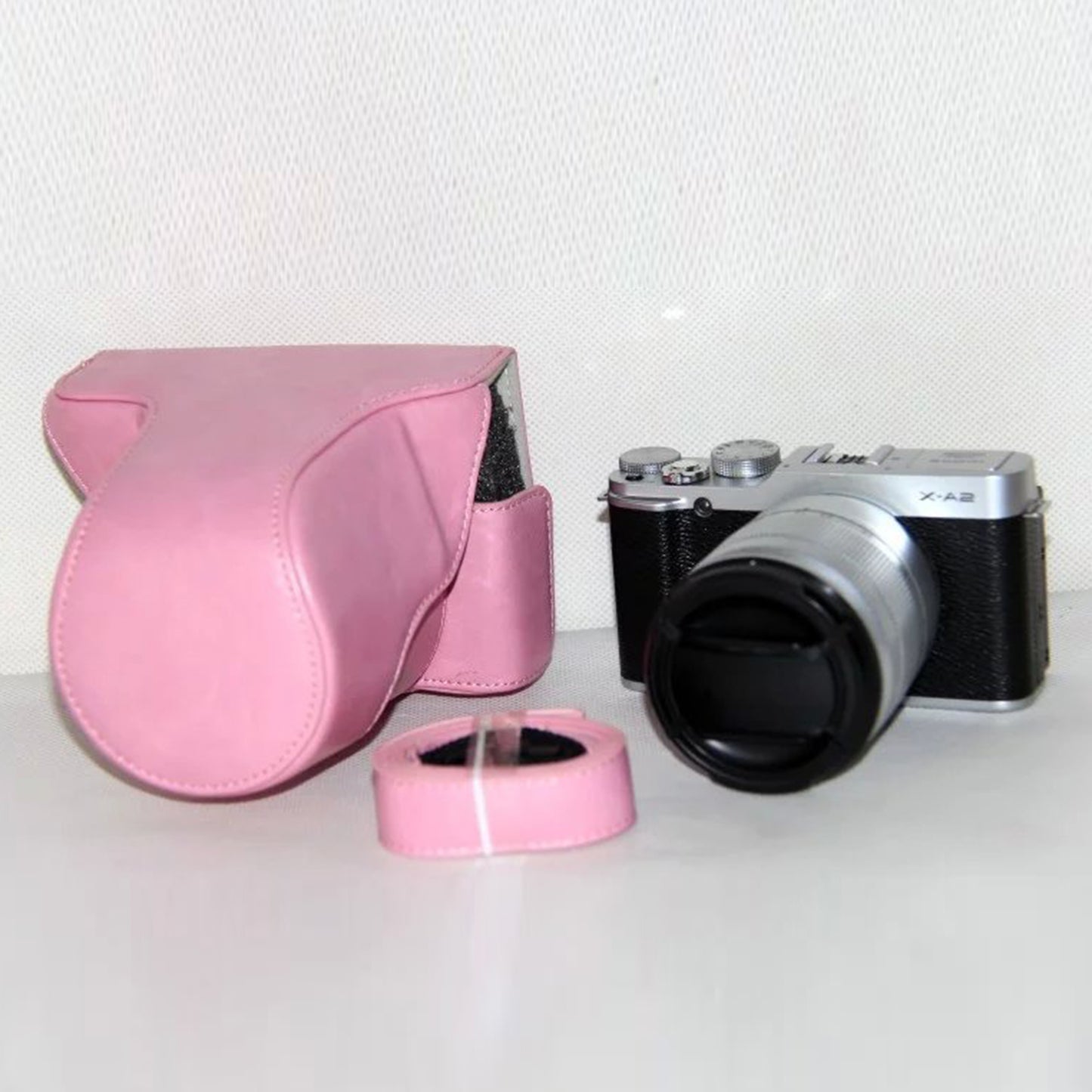 PU Leather Camera Protective Case with Shoulder Strap for Fujifilm XM1/XA2/XA1 - Pink