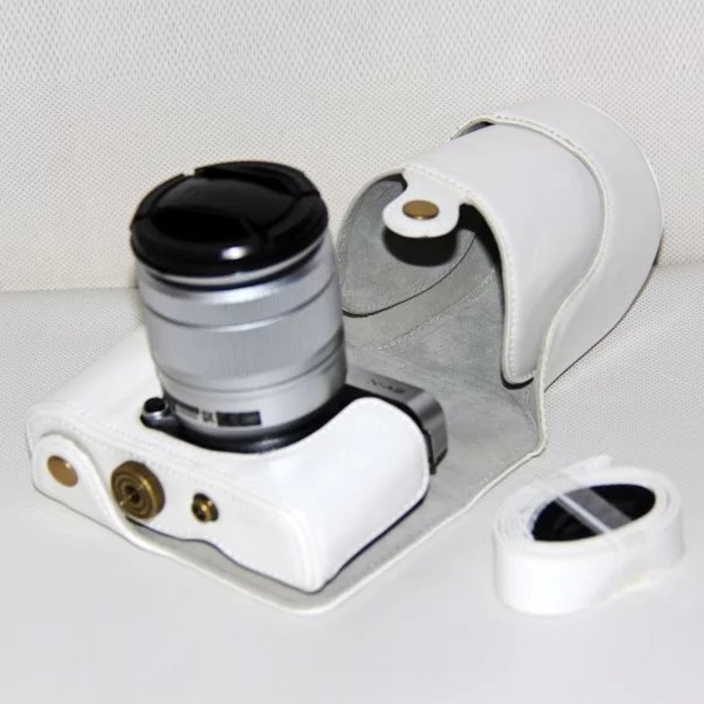Protective Leather Camera Cover Case with Shoulder Strap for Fujifilm XM1/XA2/XA1 - White
