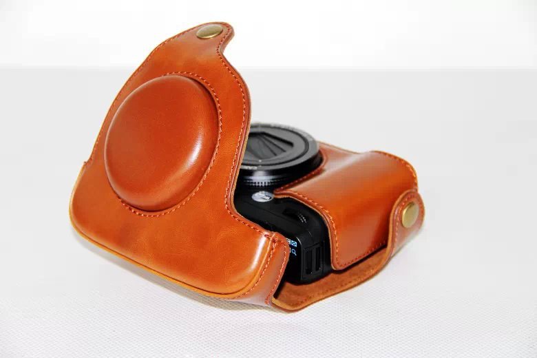 PU Leather Camera Protective Bag + Strap for Canon PowerShot G15/G16 - Brown