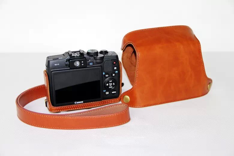 PU Leather Camera Protective Bag + Strap for Canon PowerShot G15/G16 - Brown