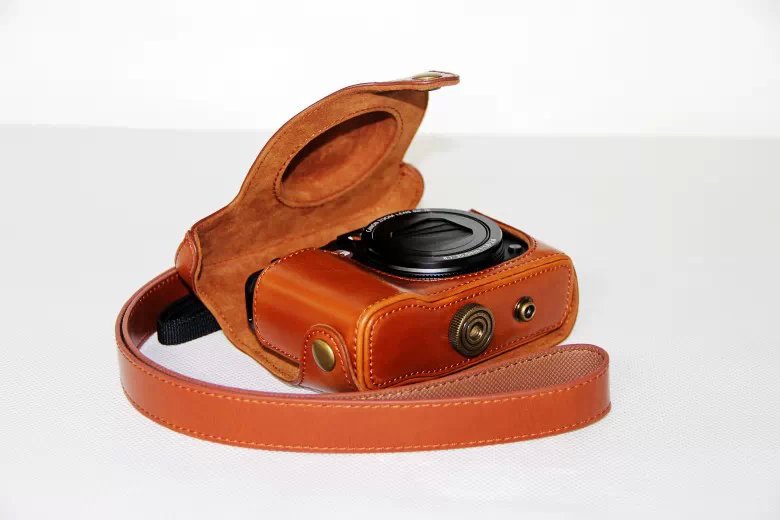 PU Leather Camera Protective Bag + Strap for Canon PowerShot G15/G16 - Brown