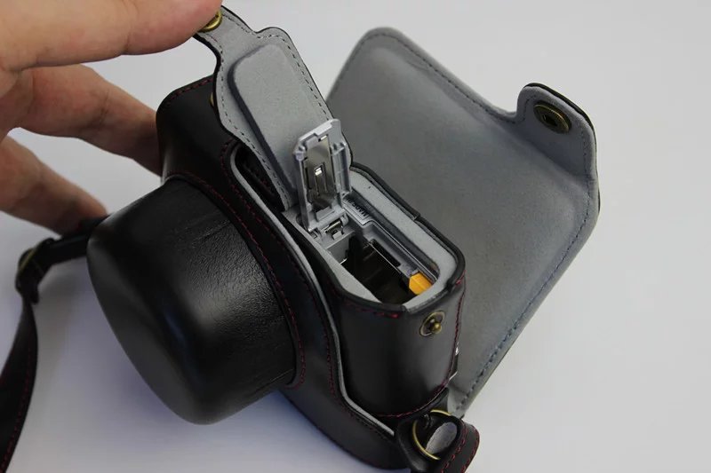 Protective Leather Camera Case Bag with Shoulder Strap for Nikon J5 (10-30mm) - Black