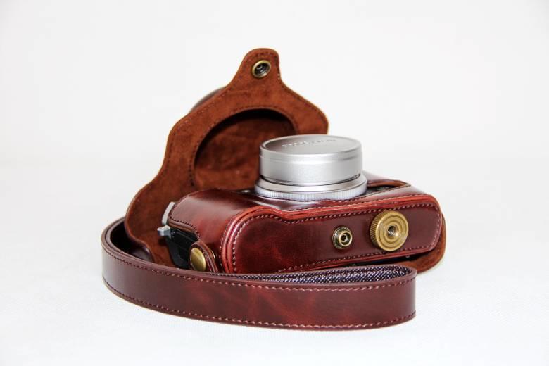 PU Leather Camera Bag Protective Cover with Shoulder Strap for Fujifilm X30 - Coffee