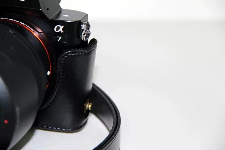 PU Leather Camera Protection Case + Strap for Sony a7R with 28-70mm Lens - Black
